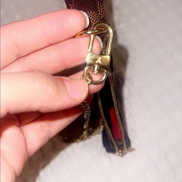 LV mini pochette Sold - Picture 4 of 6